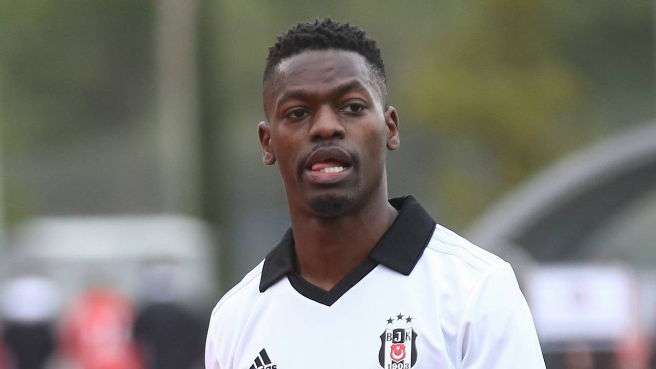 Victor Ruiz geldi, Mirin gidiyor!