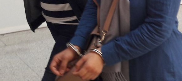 Ağlayarak anlattı! Geceleri başörtüsüyle uyuyorduk çünkü...