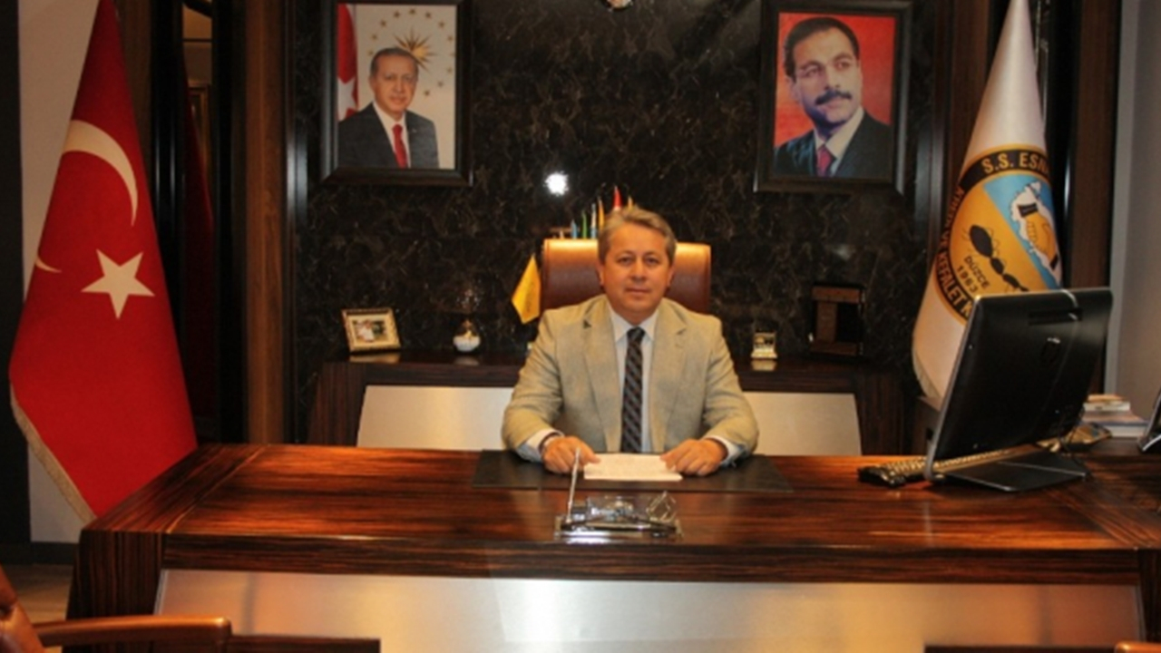 Düzce'de Başkan Ertan Taşlı, Kurban Bayramını kutladı