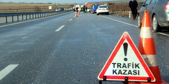 Bayburt'ta kaza: 1 ölü, 4 yaralı
