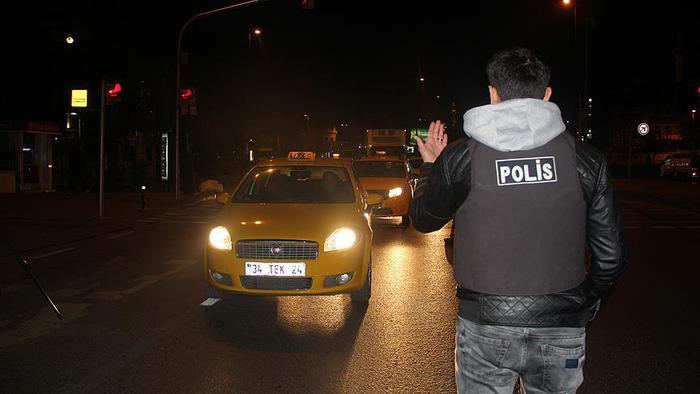 İstanbul'da helikopter destekli 5 bin polisle dev operasyon!