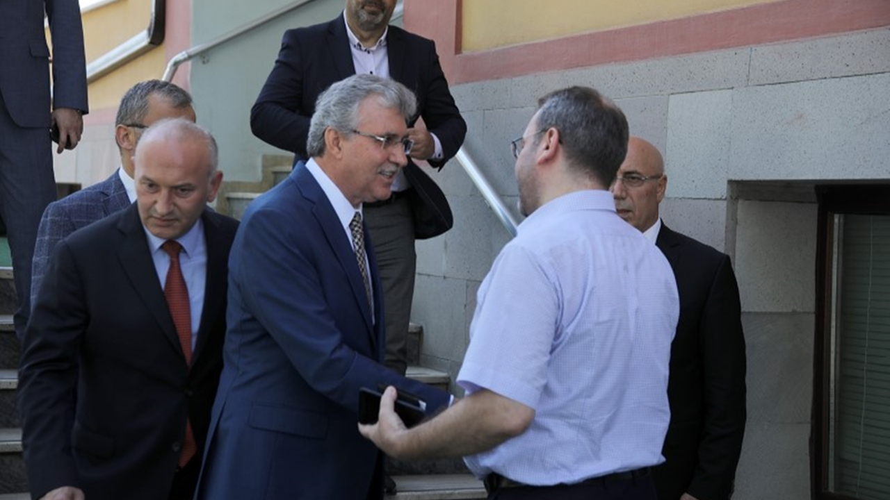 Sakarya'da Başkan Ekrem Yüce: "Hasarlar en kısa süre içerisinde giderilecek"