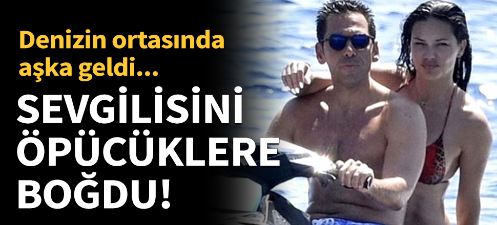 Adriana Lima sevgilisini öpücüklere boğdu!