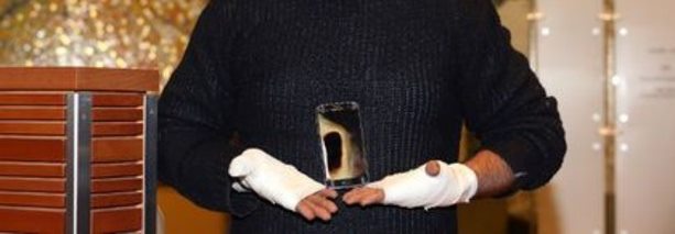 Samsung elinde patladı!