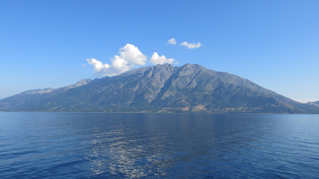 Binden fazla turist bu adada mahsur kaldı!