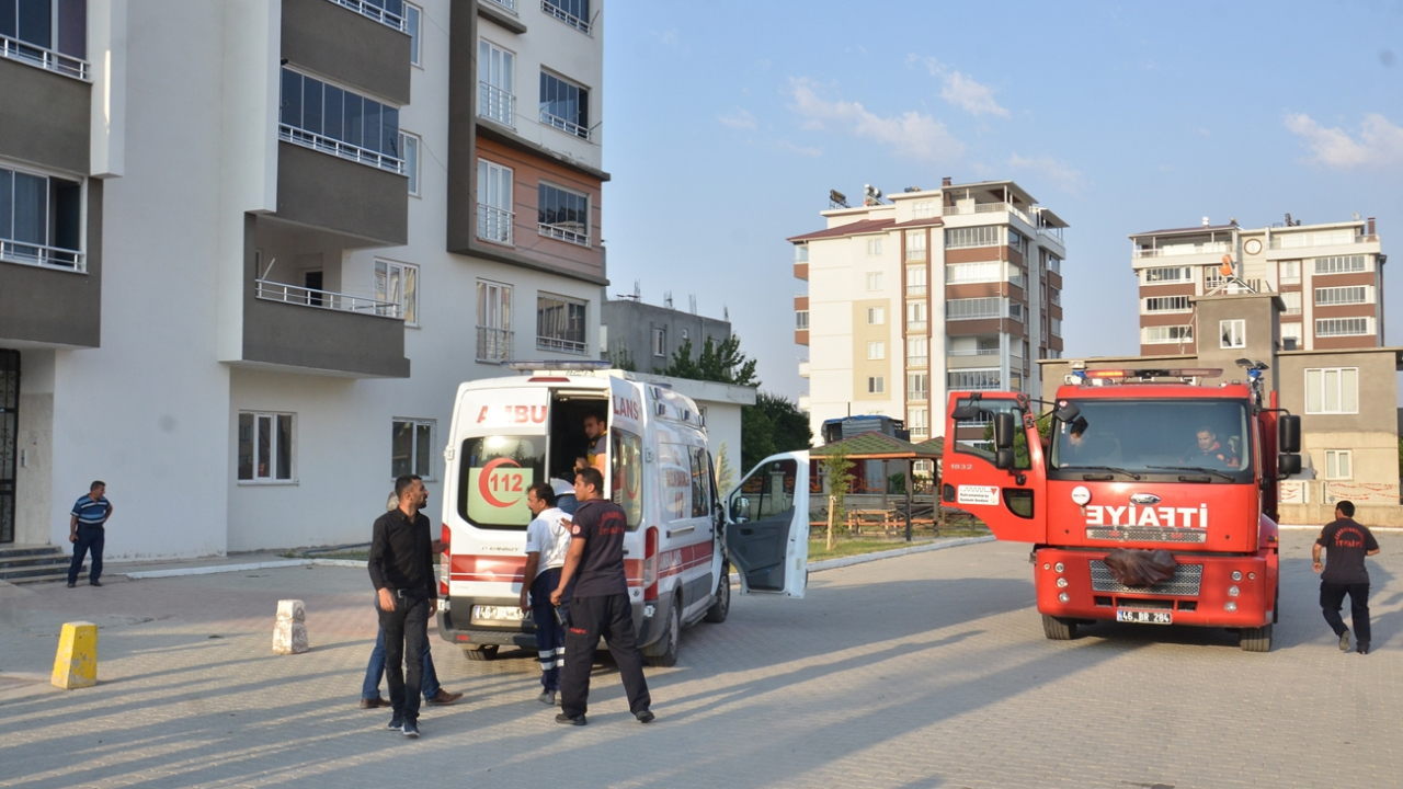 Asansör 6. kattan zemine çakıldı...