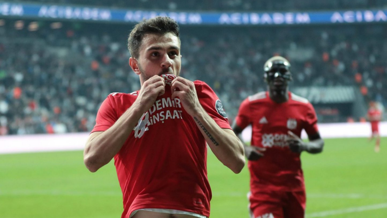 Emre Kılınç adım adım Beşiktaş'a!