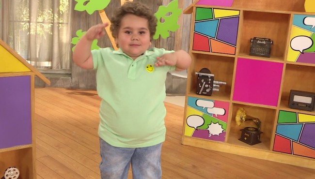 Efe Koçyiğit'ten "Tavukları Pişirmişem" performansı!