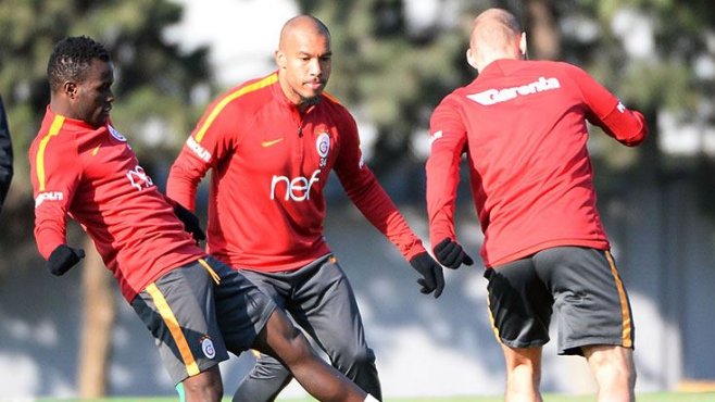 Aziz Yıldırım Florya'da derbi motivasyonu oldu!