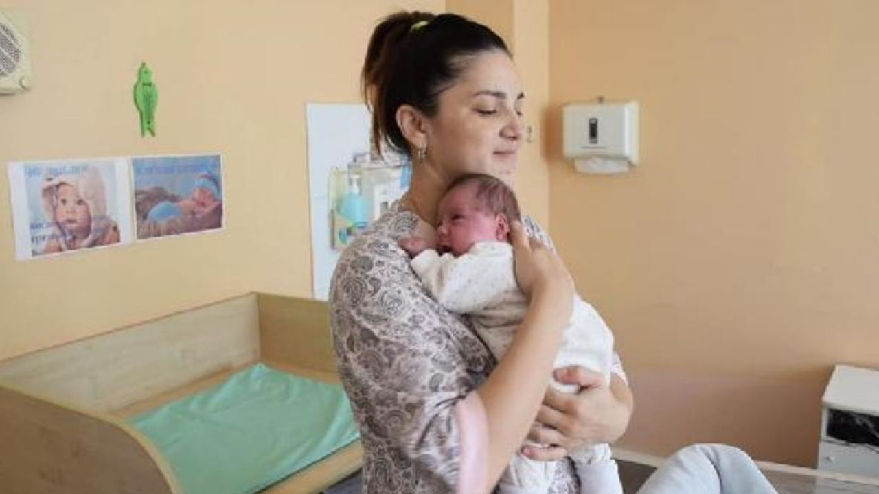 3 ayda 2 kez doğum yaptı!