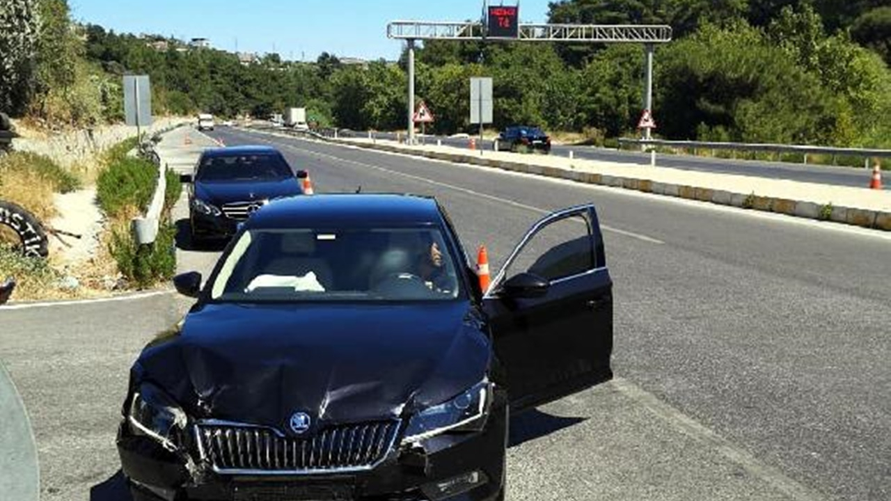 AK Partili iki milletvekili trafik kazası geçirdi