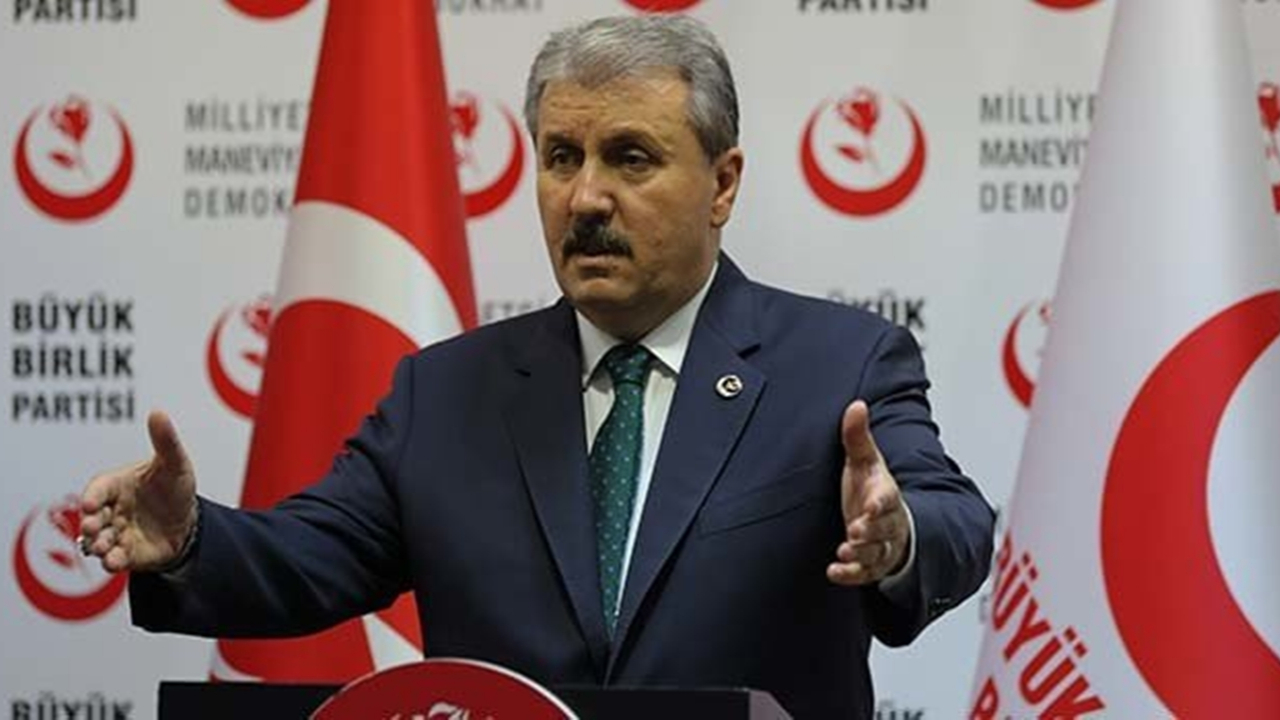 Ankara'da Mustafa Destici: 3 belediyede kayyum atanması yerinde olmuştur