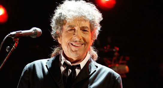 Bob Dylan'dan flaş 'Nobel' kararı: Boş vaktim olmadığı için...
