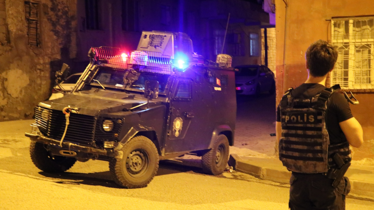 Siirt'te polis ekibine silahlı saldırı...