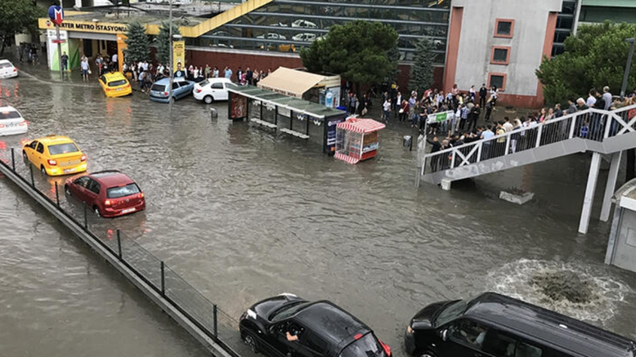 Meteoroloji'den İstanbul'a kuvvetli yağış uyarısı!