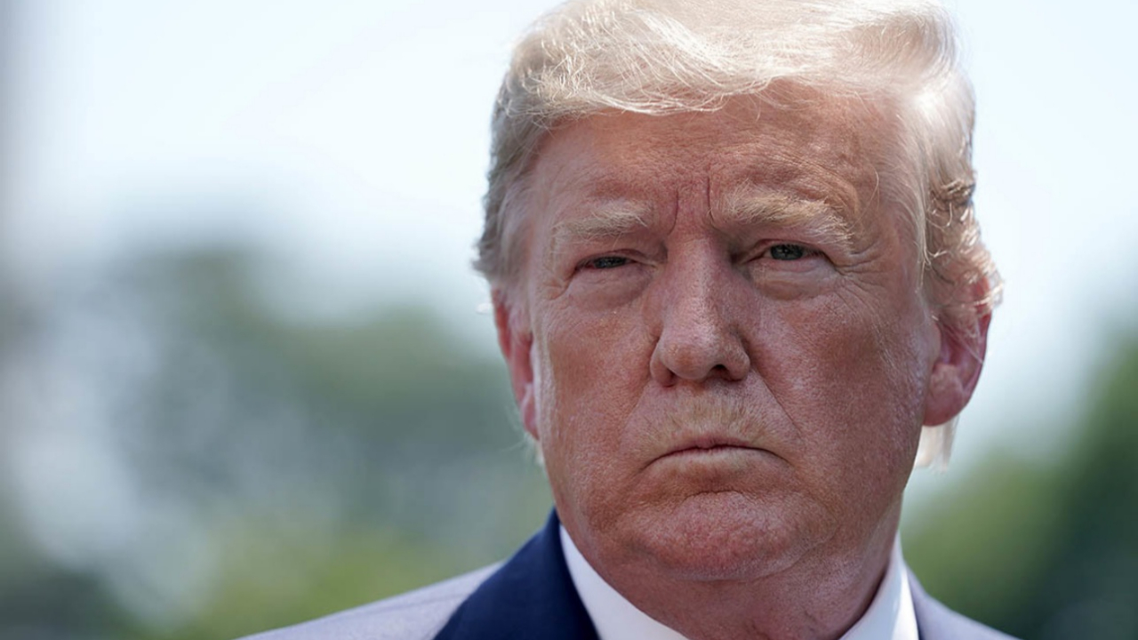 Trump o sözleri duyunca ziyareti erteledi!