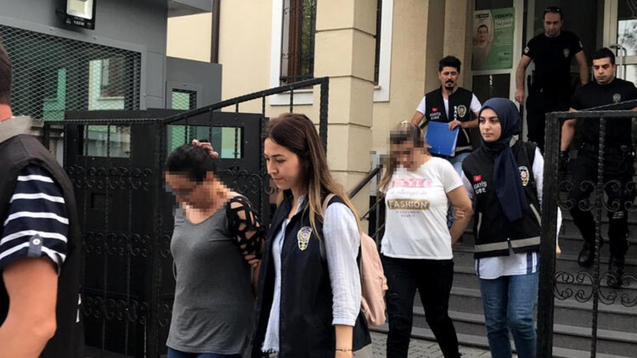 Fuhuş için 104 kişiyle anlaştılar! Sonra da...