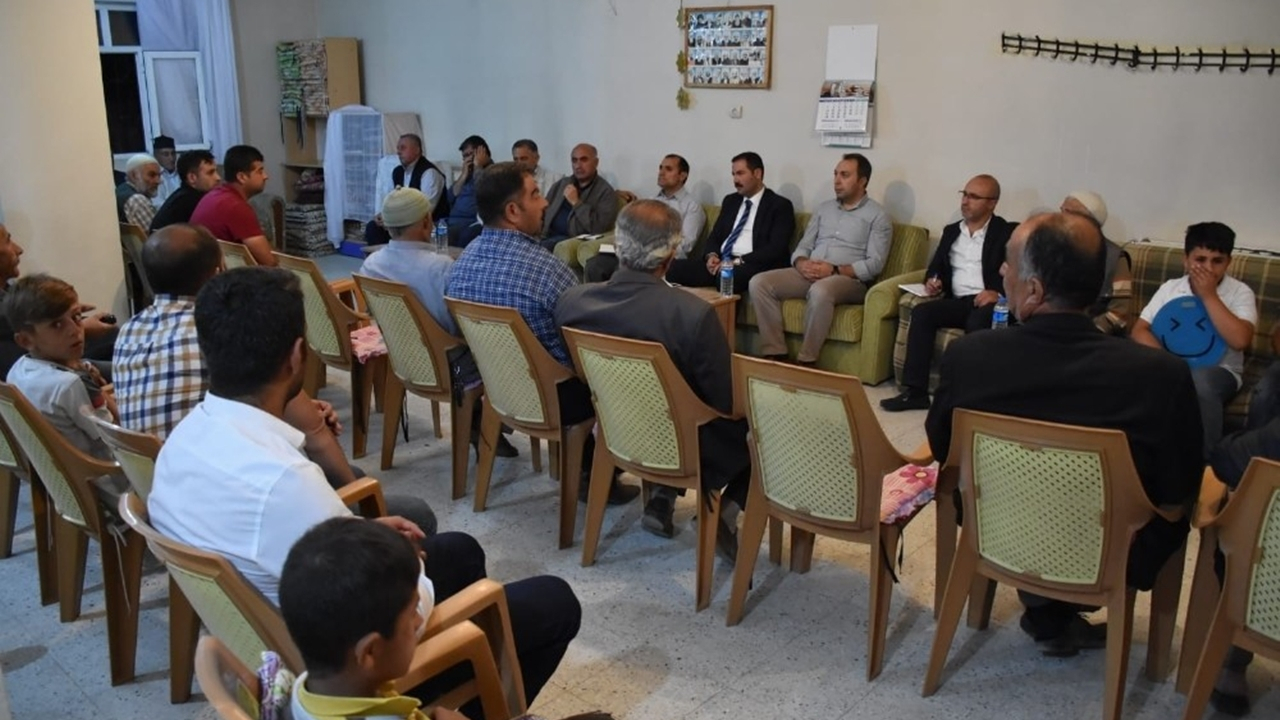 Bitlis'te Başkan Mehmet Emin Geylani, mahalle sakinleriyle buluştu
