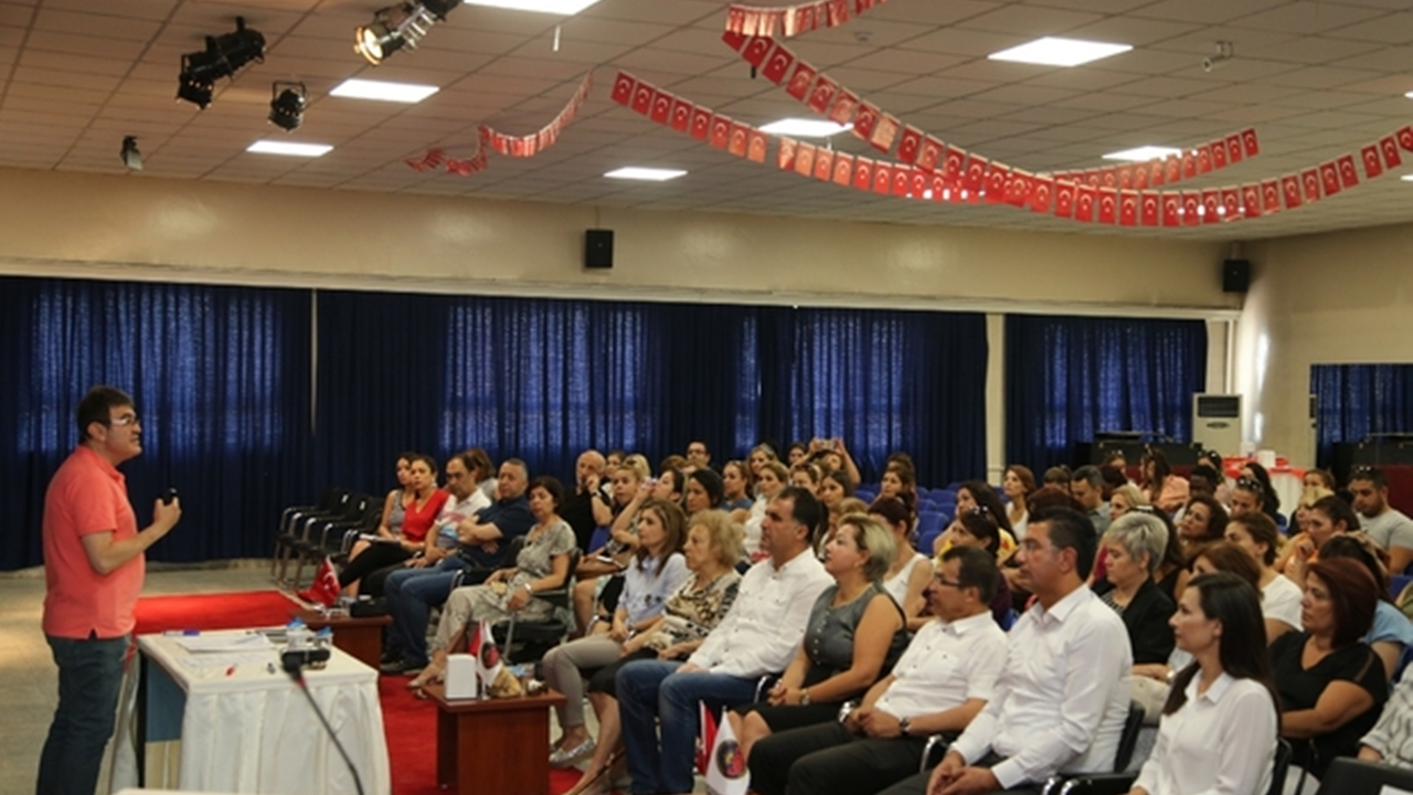 Gaziantep'te Tanıl Kılınç GKV’de veli ilişkileri yönetimini anlattı