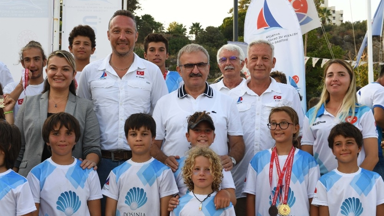 Antalya'da Vali Münir Karaloğlu: “Antalya bir deniz şehridir”