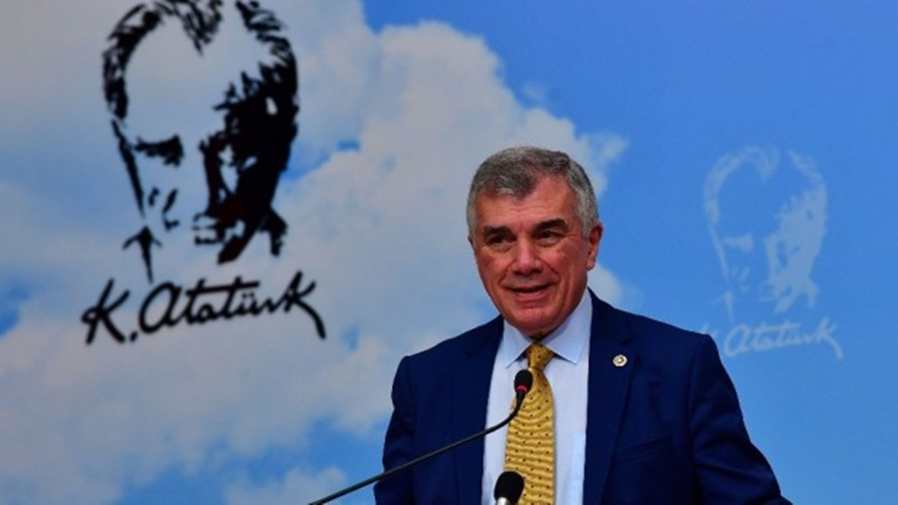 Ankara'da CHP’li Ünal Çeviköz basın toplantısı düzenledi