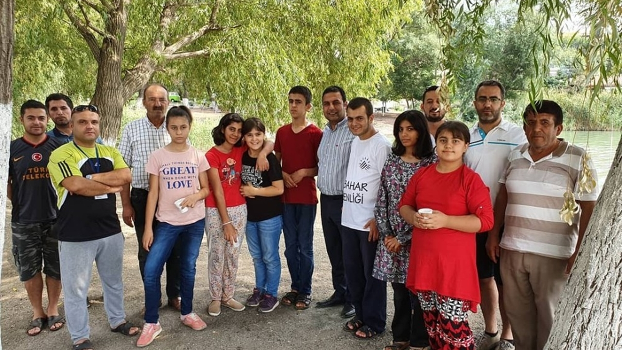 Adıyaman'da Başkan İskender Yıldırım engelli öğrencilerle buluştu
