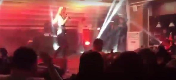 Aleyna Tilki'nin konserine bombalı saldırı! İşte patlama anı / VİDEO