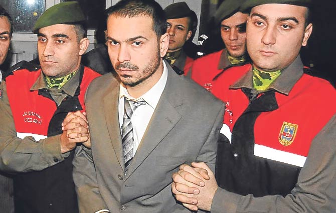 Kamuoyunun Dink cinayetiyle tanıdığı Erhan Tuncel yazar oldu!
