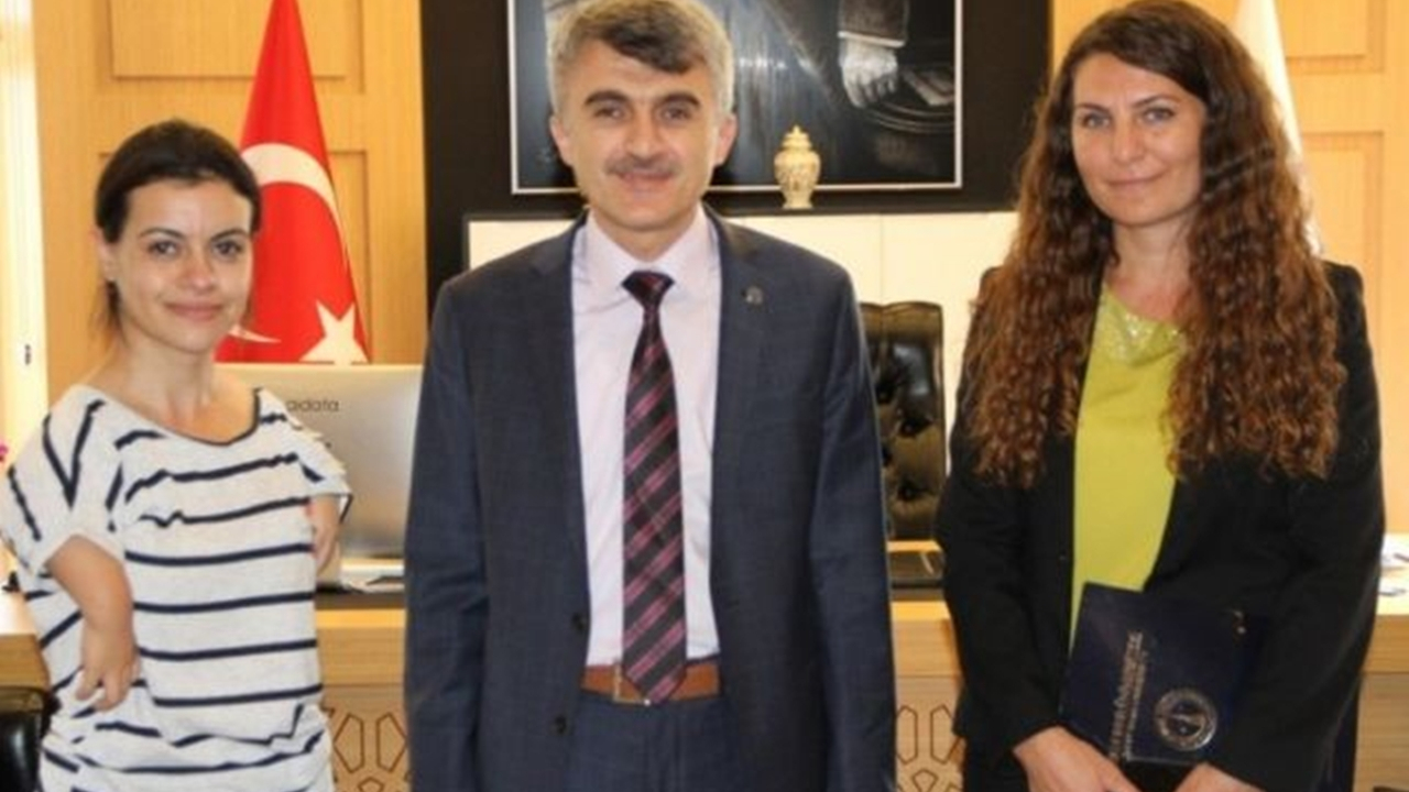 Kütahya'da Rektör Prof. Dr. Kâzım Uysal, kişi ve kurum temsilcilerini kabul etti