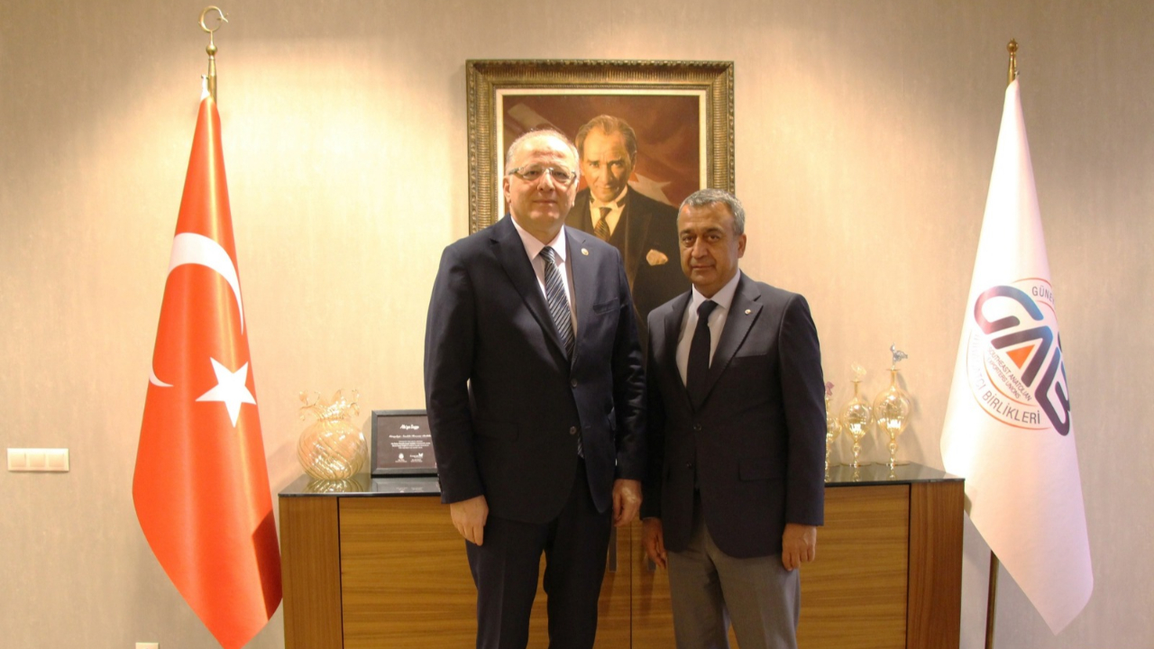 Gaziantep'te Nejat Koçer’den GAİB’e ziyaret