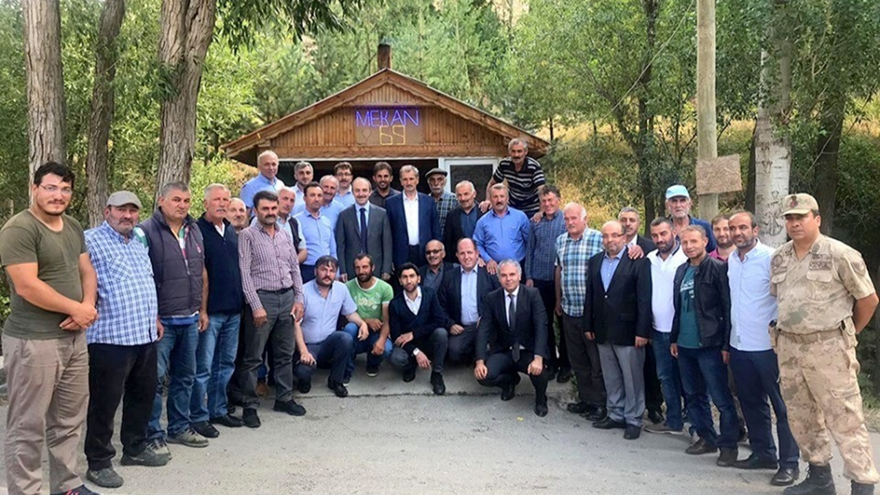 Bayburt'ta Vali Cüneyt Epcim muhtarlarla bir araya geldi