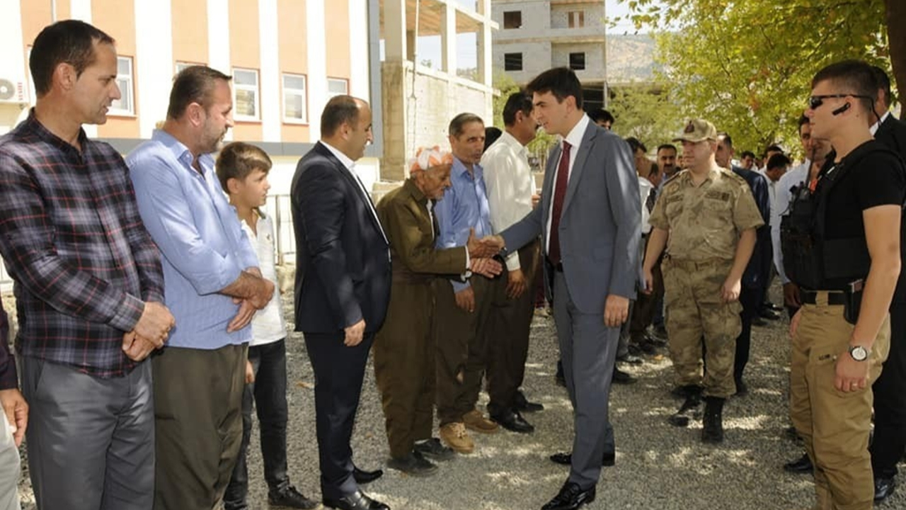 Hakkari'de Derecik Kaymakamı Ömer Yüce göreve başladı
