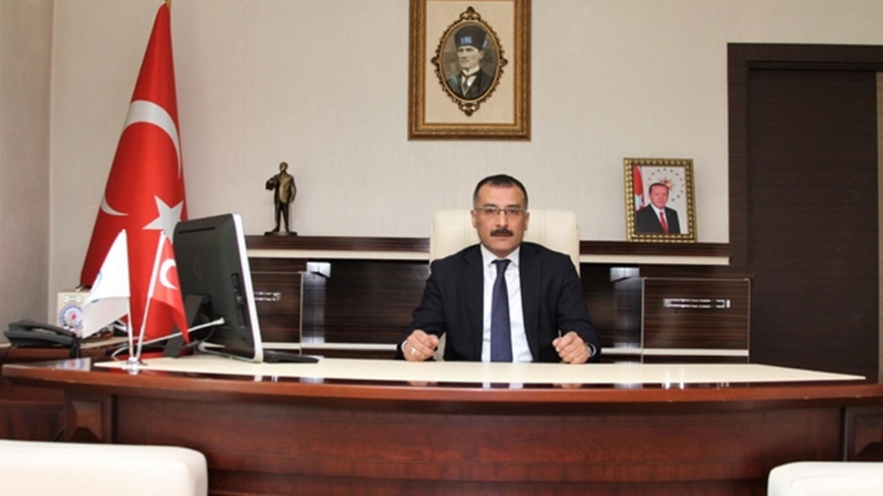 Van'da Özalp kaymakamı Abdulkadir Çelik göreve başladı
