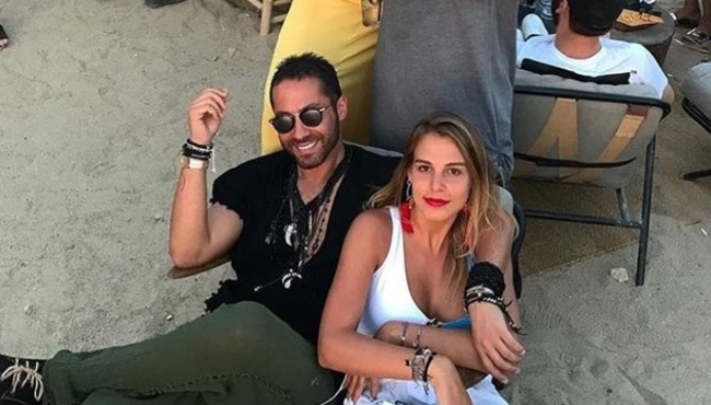 Samimiyeti ilerlettiler... Aslışah Alkoçlar ile Cem Garipoğlu'nun kuzeninin aşkı belgelendi!