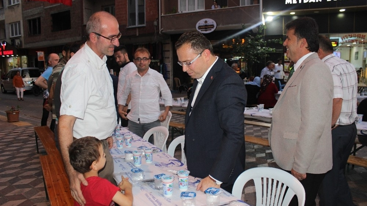 Sinop'ta Kaymakam Murat Zadeleroğlu, Türkelililerle vedalaştı