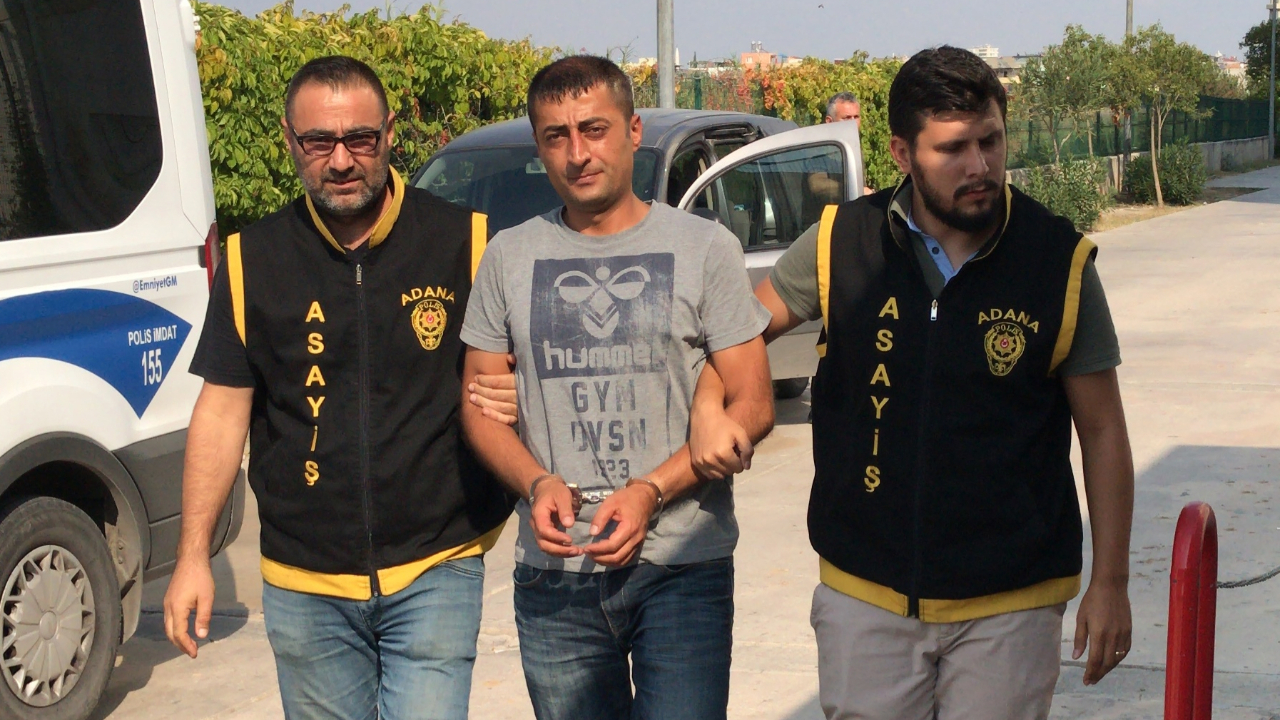 Berberde traş olurken yakalandı!