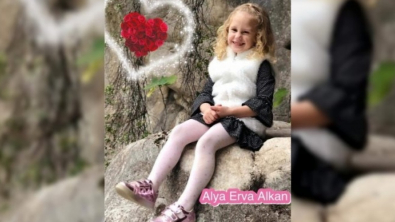 Minik Alya'dan kahreden haber geldi!