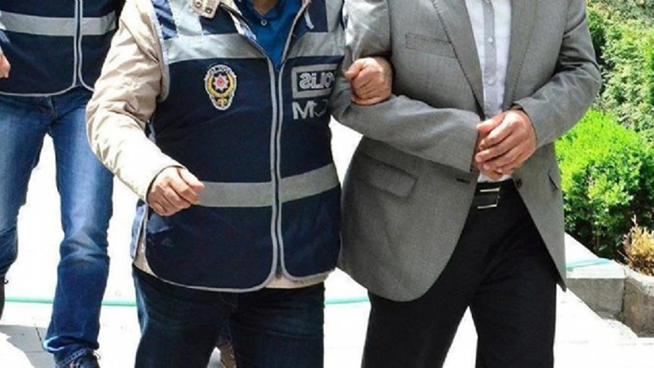 Adana’da FETÖ baskını