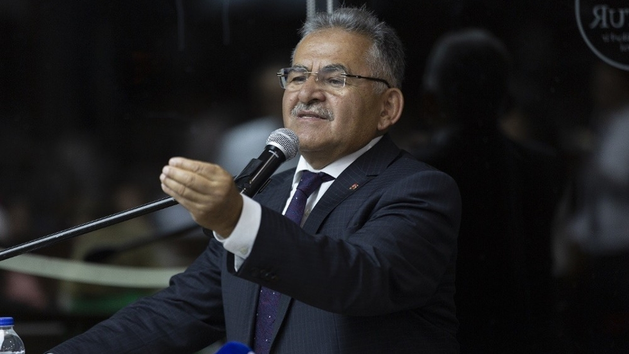 Kayseri'de Başkan Memduh Büyükkılıç Vefa buluşmalarına katıldı