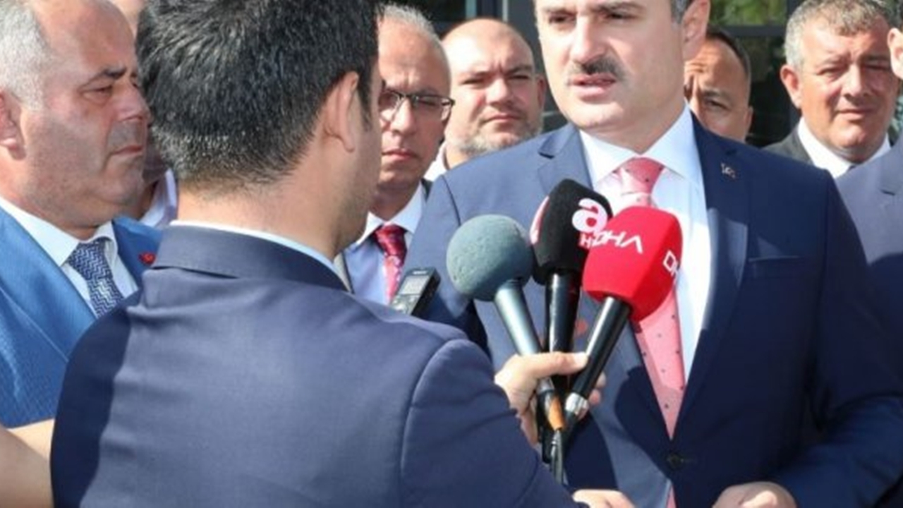 İstanbul'da AK Parti İl Başkanı Bayram Şenocak, Çatalca Belediyesi'ni ziyaret etti