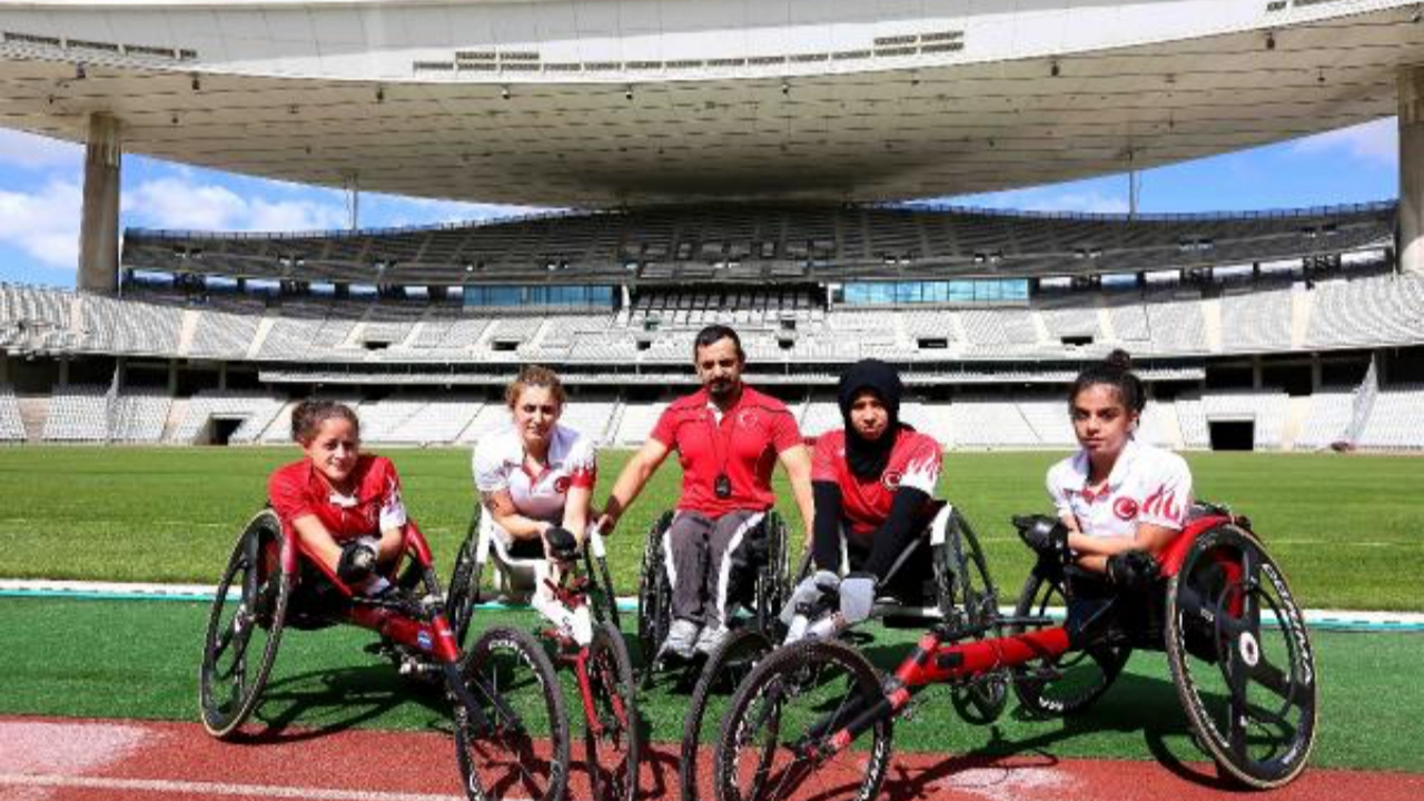 Milli sporcular Fransa'da şampiyon oldu!