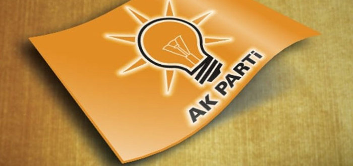 AK Parti'den İzmir kararı: Üç ilçe başkanı ve yönetimin istifası alındı