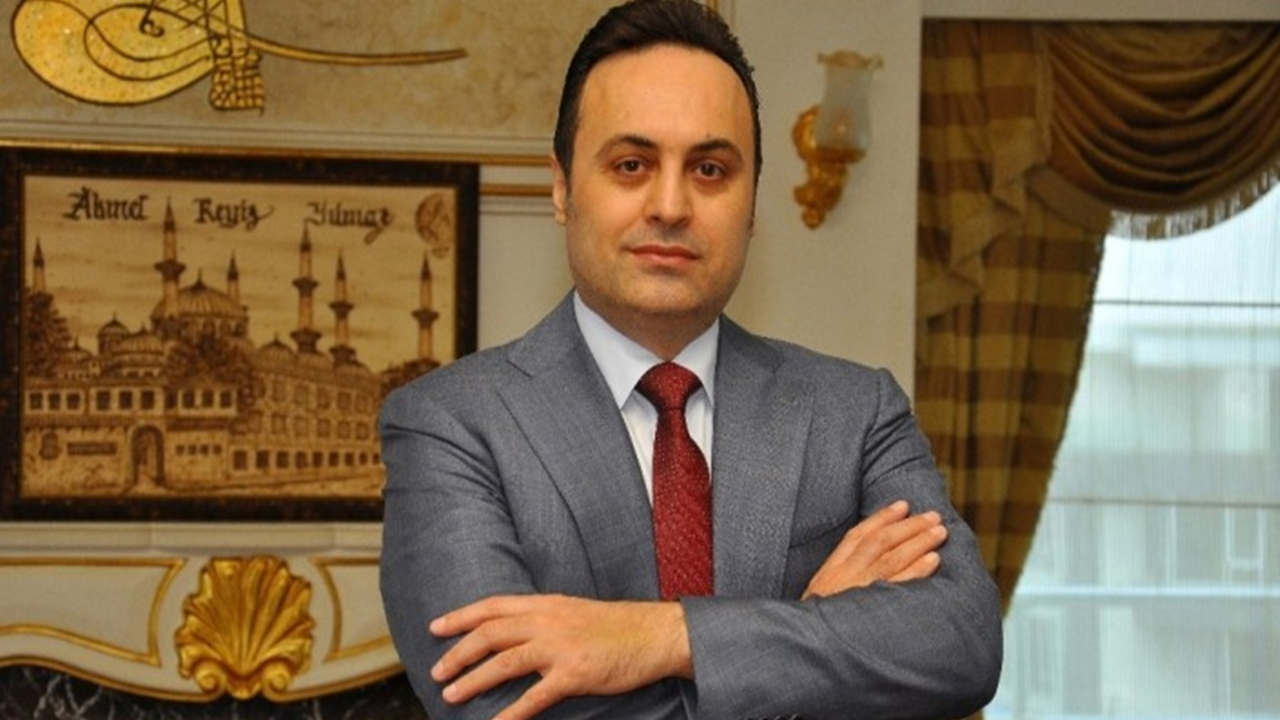 Adana'da MYP Lideri Ahmet Reyiz Yılmaz: "Bankalar inşaat sektörünü dışlamamalı"