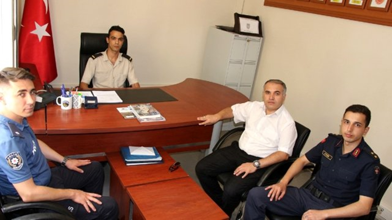 Manisa'da Kaymakam Kemal Duru’dan yeni komutanlara ziyaret