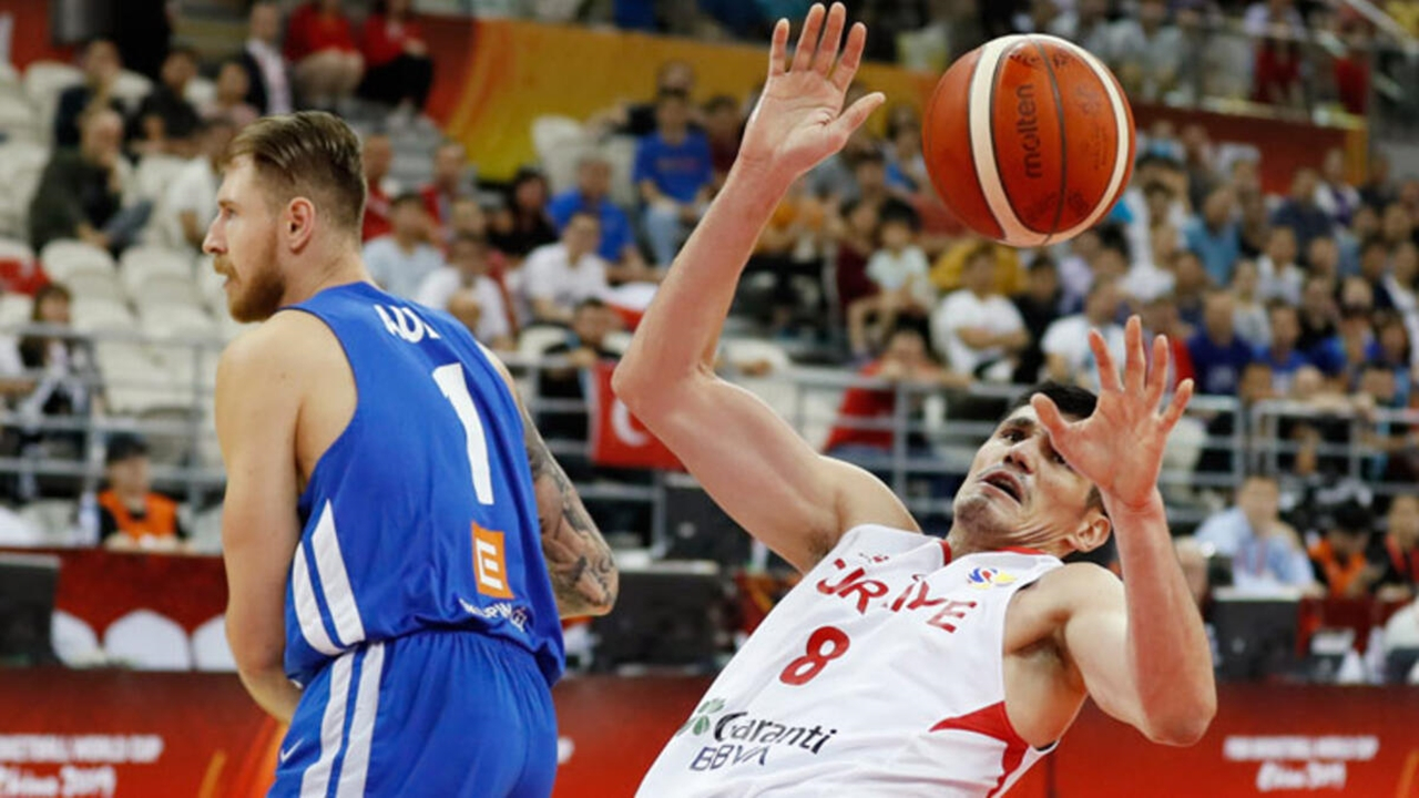 Milli takımımız Çekya'ya 91 - 76 mağlup oldu.