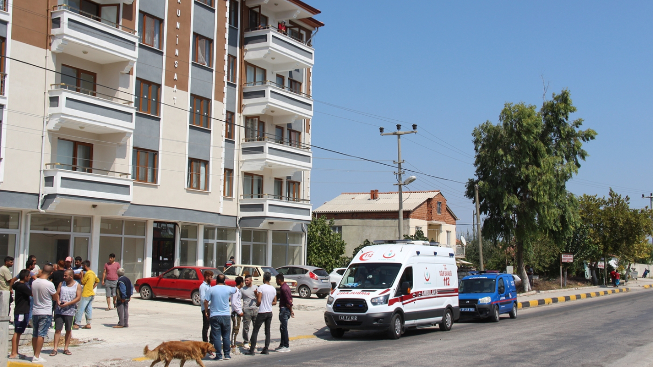 Ayrı yaşadığı eşi tarafından öldürüldü!