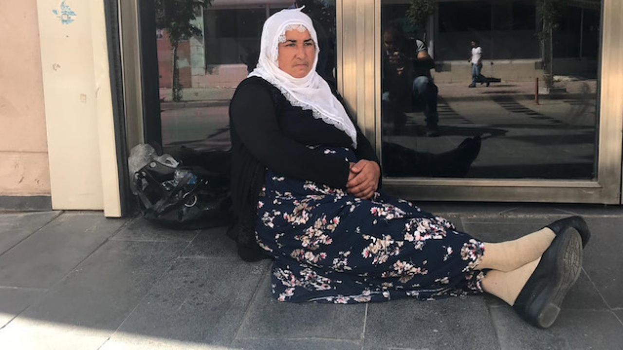 'Muhalefetten çıt yok, ünlülerden çıt yok'