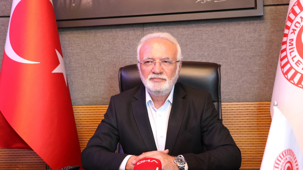 Ankara'da AK Parti'li Mustafa Elitaş: Elektronik çek, kayıt dışılığı önleyecek
