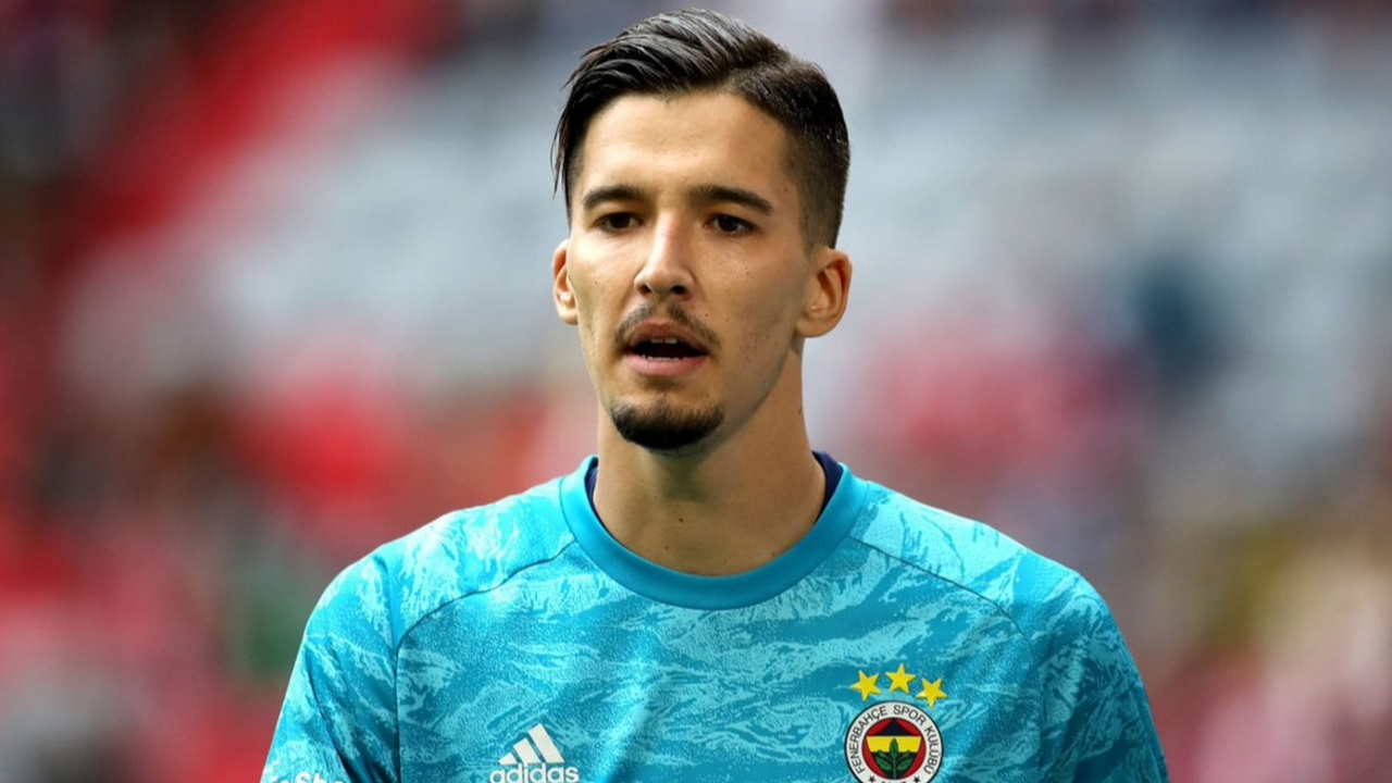 Fenerbahçe'de kaleyi kaptı!