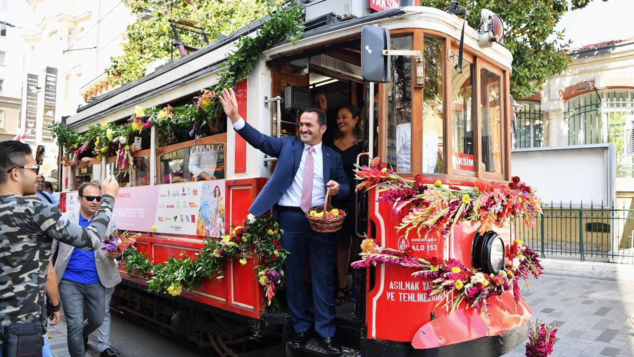 FloralFest'in tanıtımı İstiklal'de yapıldı!
